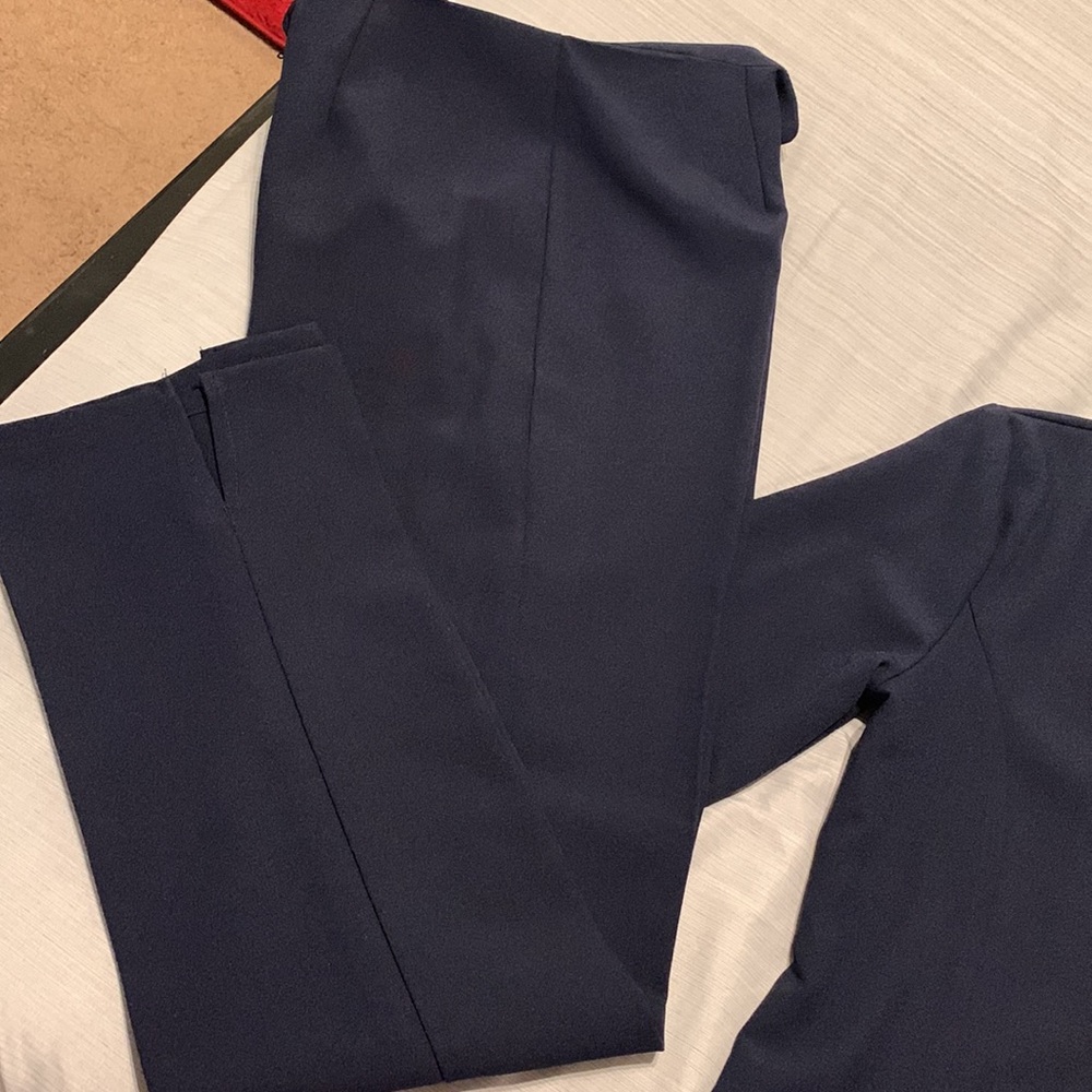 2pc pant suit - Picture 4 of 8